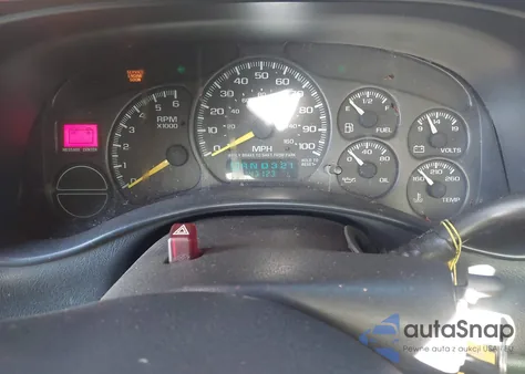 2000 Chevrolet Silverado 1500 z USA, uszkodzony, nr VIN 1GCEK14W1YE324271